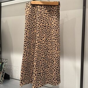 Sanctuary leopard midi skirt, size xs